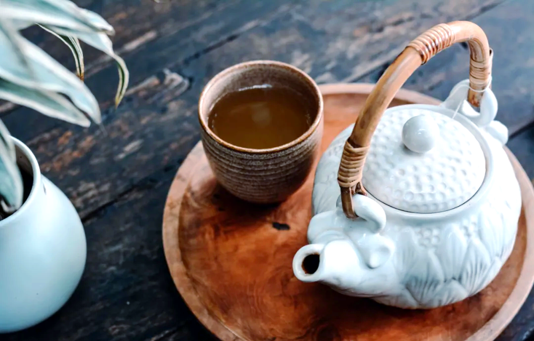 从茶馆到街头：武汉人骨子里的饮茶哲学与必打卡清单