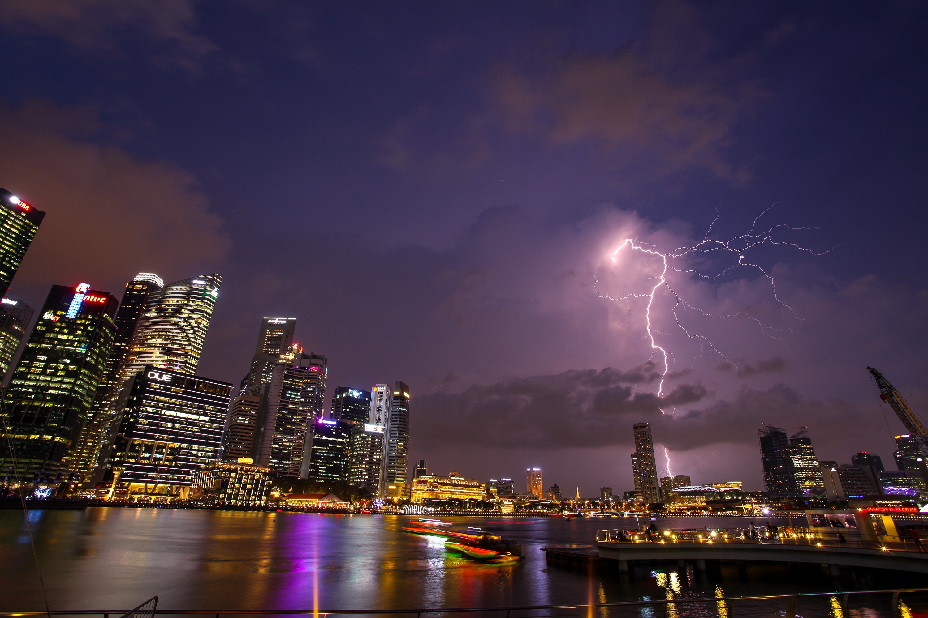 雷雨前的景象有哪些图片