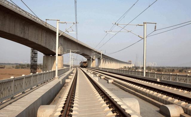 西户铁路客运改造 绕城内路段考虑全封闭