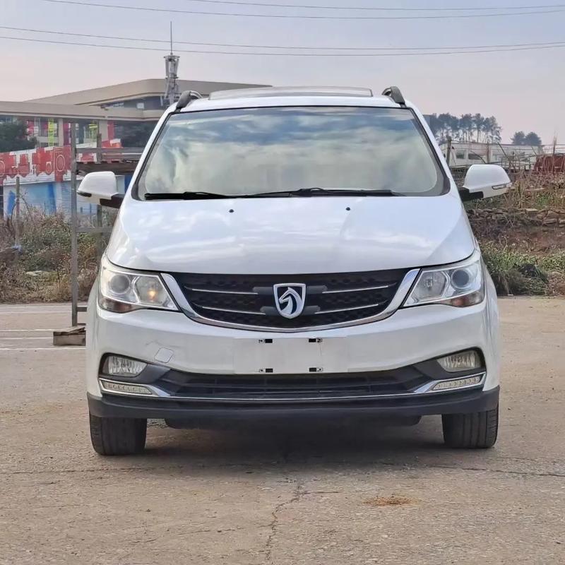 宝骏7301.8l排量一公里多少钱