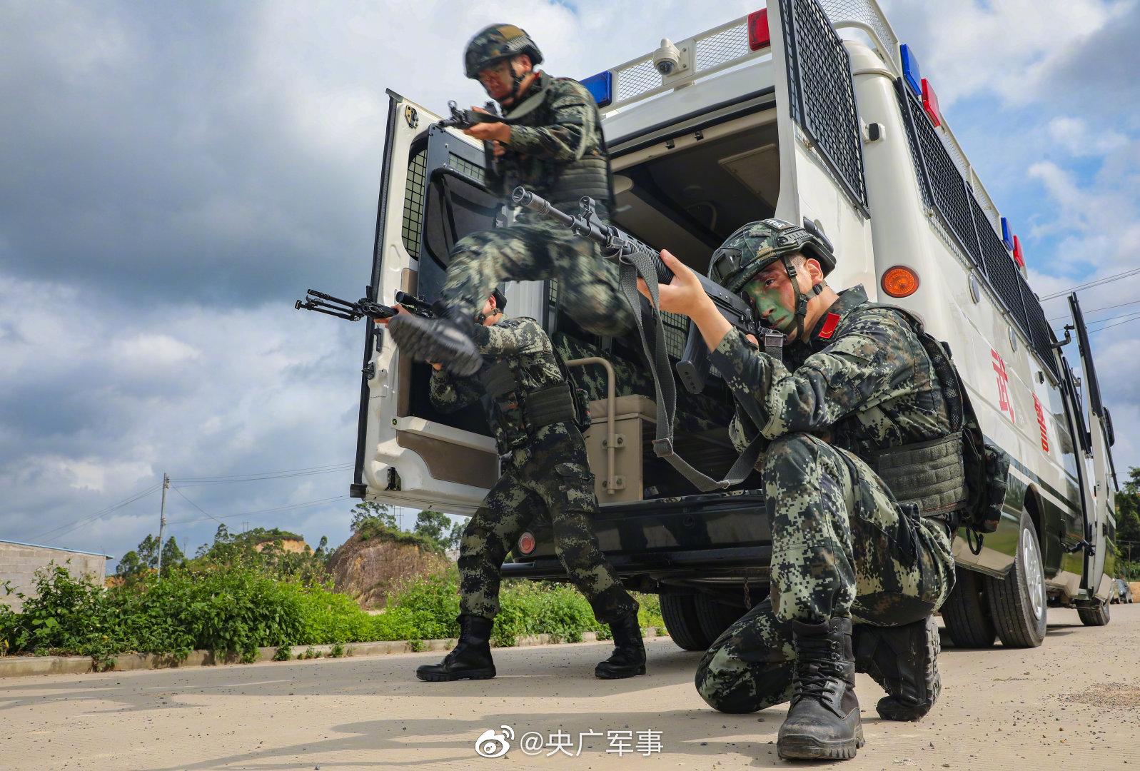 中国雷霆特种部队图片