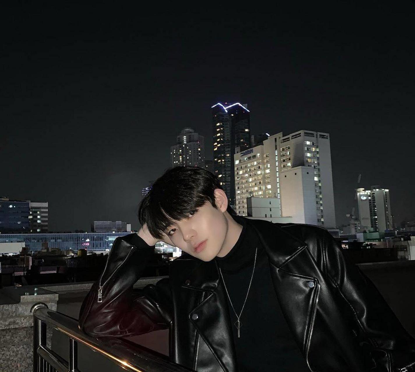 韩国模特新人演员李恩秀