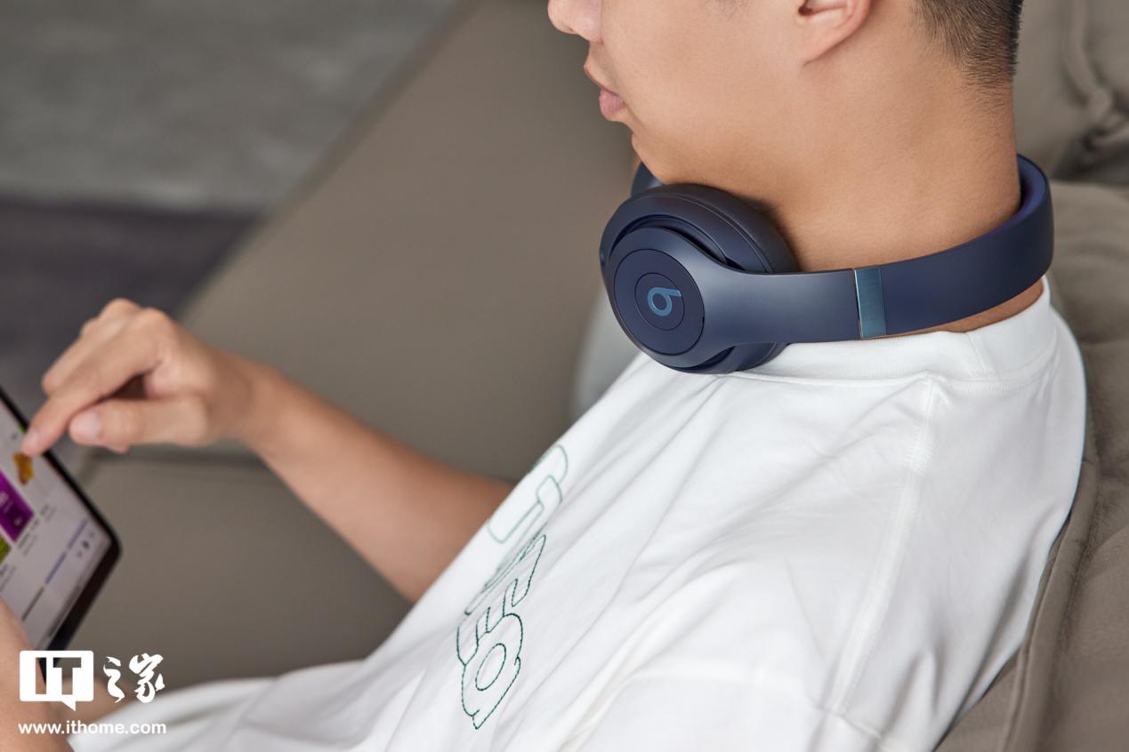「it之家开箱」beats studio pro 无线头戴耳机图赏:时尚简洁,熟悉的
