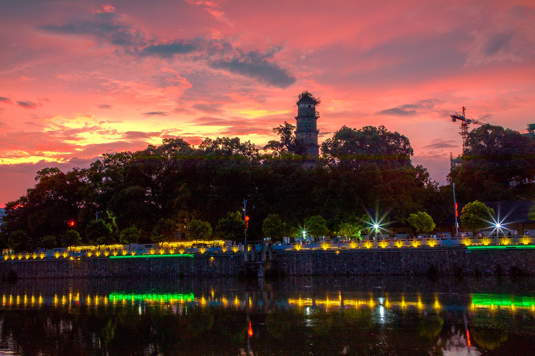 蓝山县塔下寺文化广场竣工开园