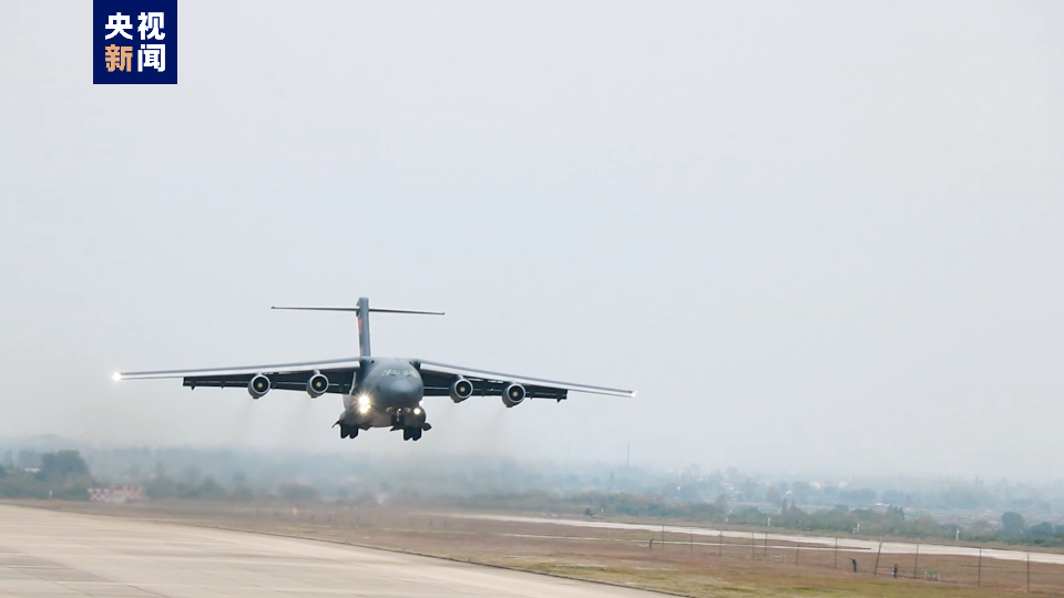 新年開訓 空軍各部隊掀起練兵備戰熱潮