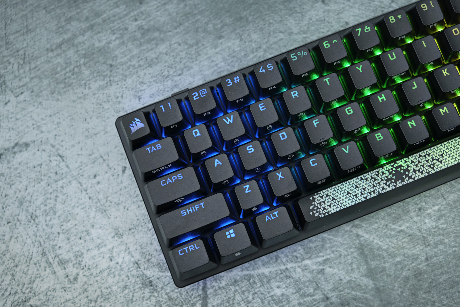 三模无线,热拔插,全方位升级美商海盗船k70 pro mini wireless