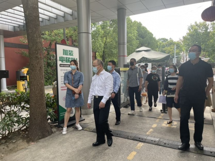 单少军检查全国文明典范城区创建工作