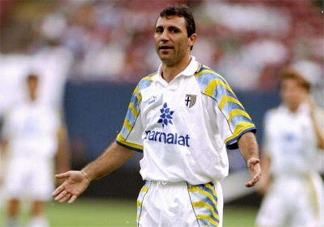 极具天赋的斯托伊奇科夫,为什么职业生涯一直颇有争议?