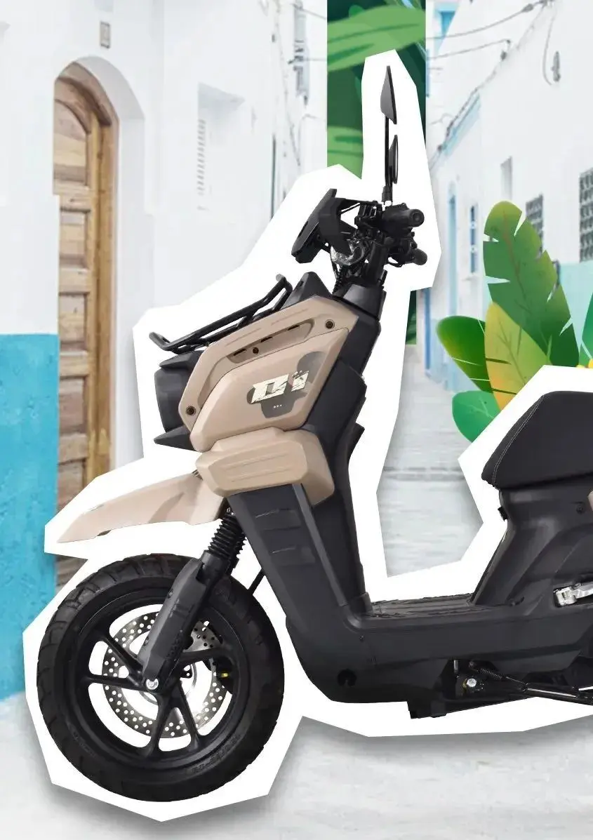 新蕾新推出的坦克03adv电动车,外观复刻雅马哈的bws?