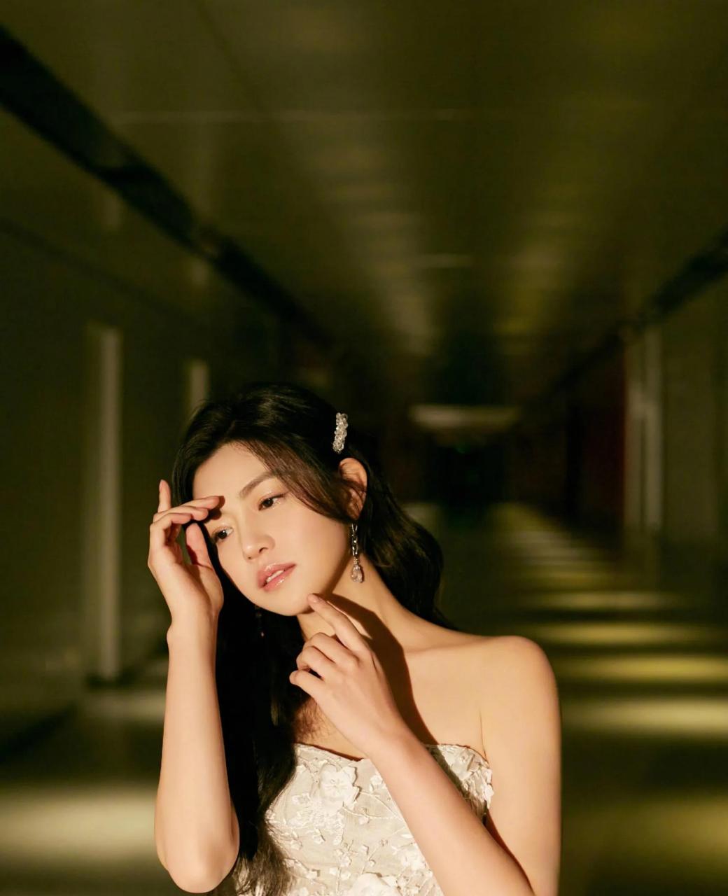 刘诗诗陈妍希健身同框旧照,好身材不输少女.