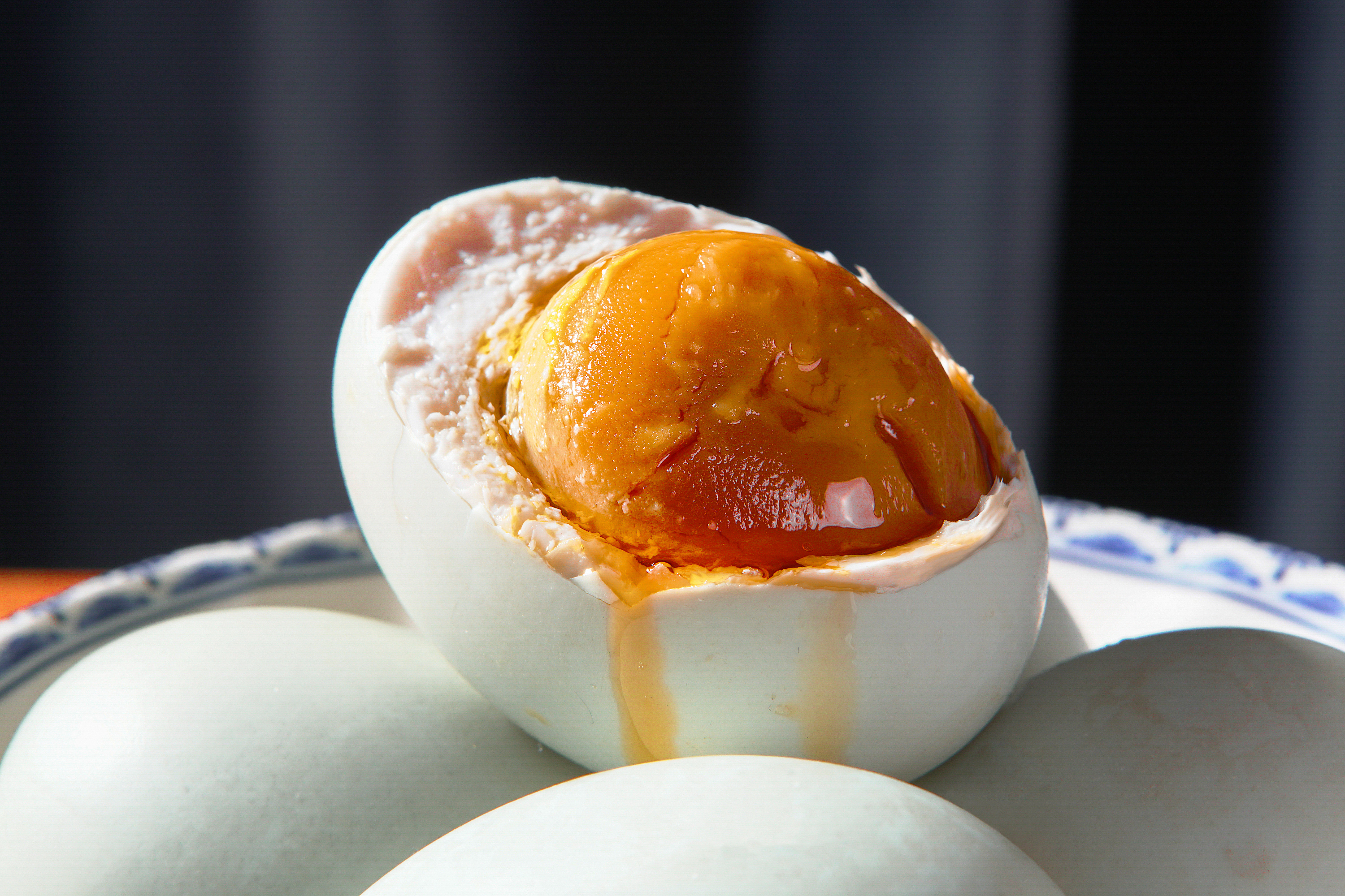 海鸭蛋,雷州特色小吃