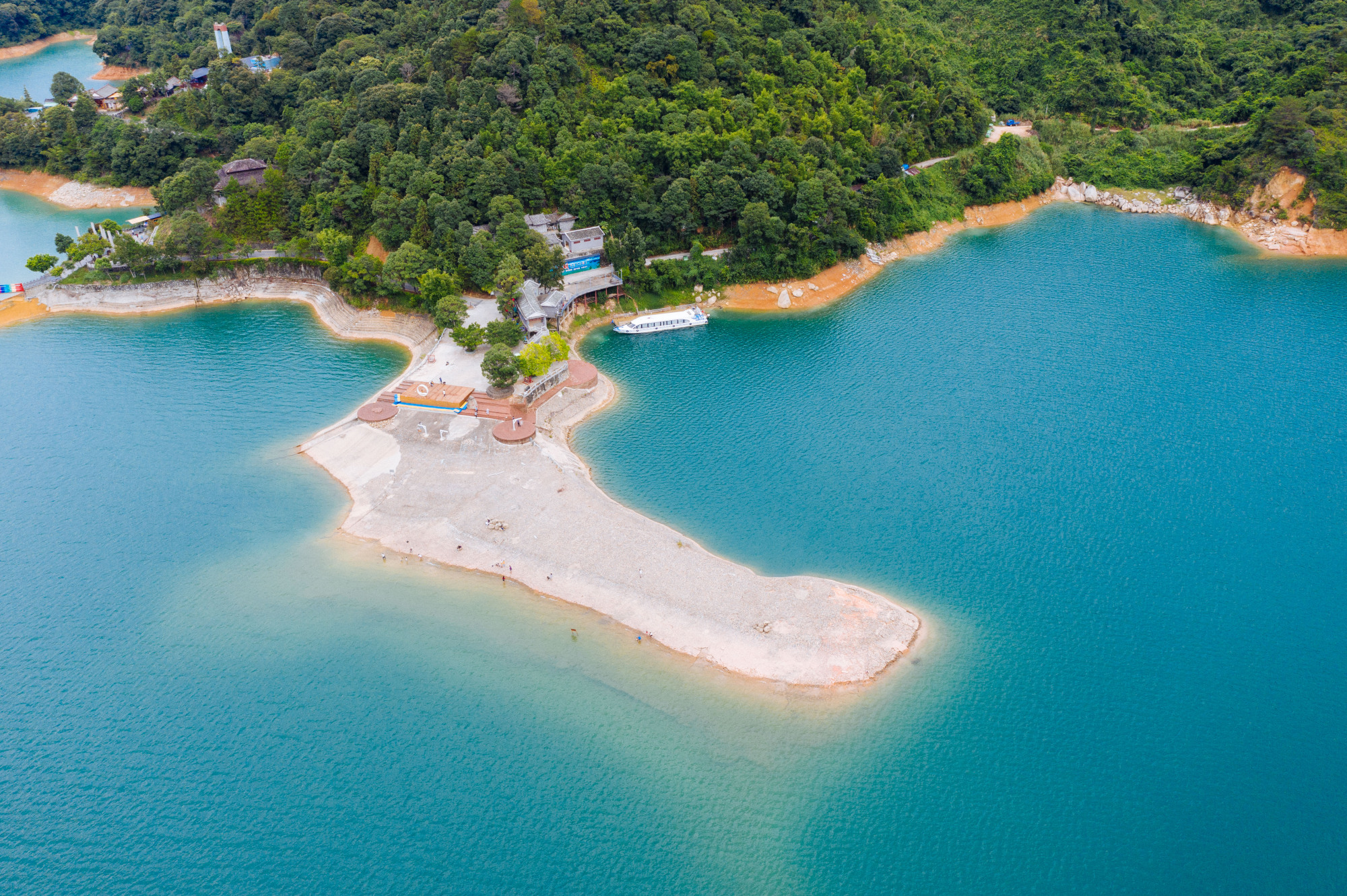 河源万绿湖,不愧是人间瑶池水,真的太美了