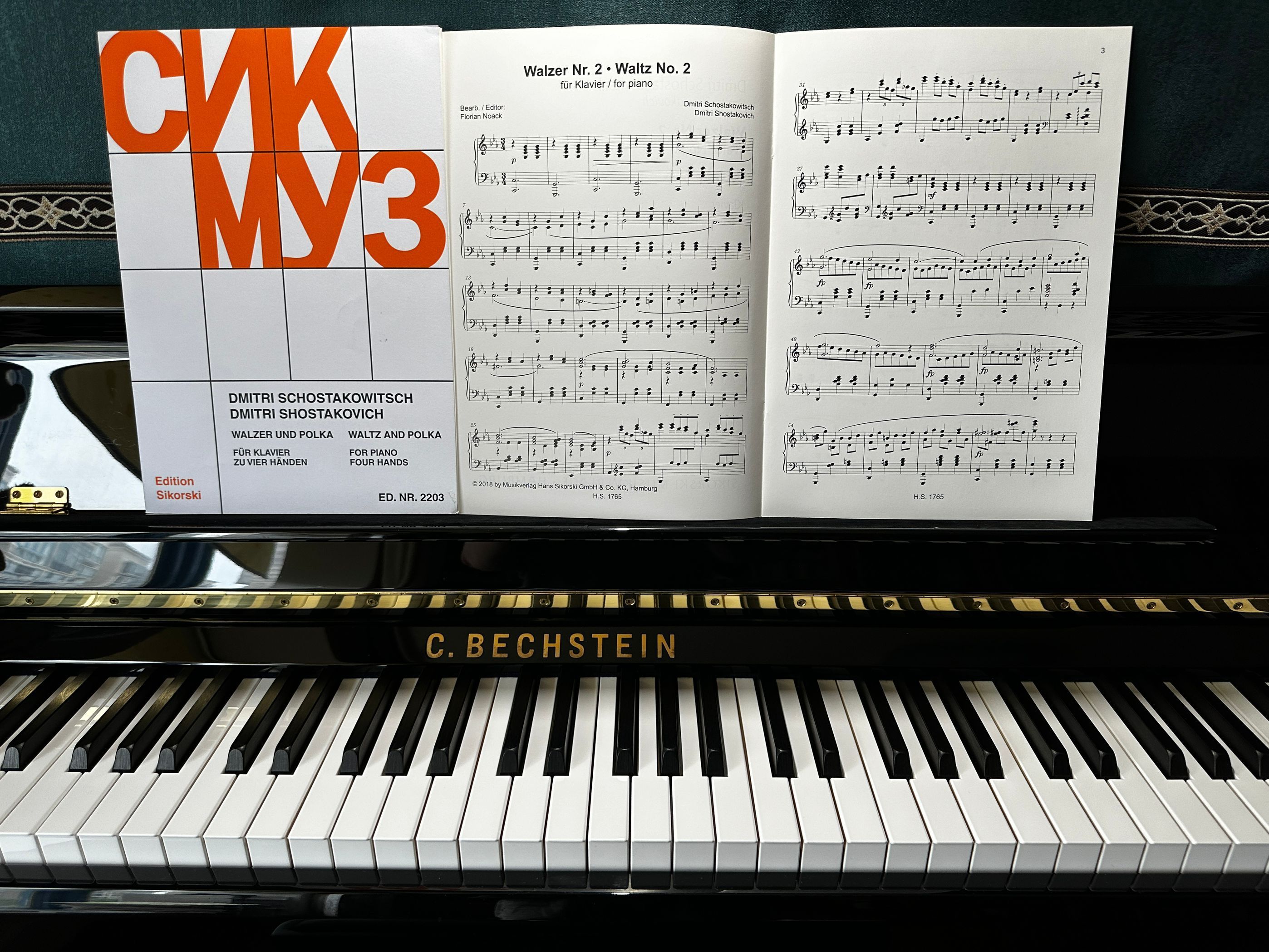 经典钢琴四手联弹:《波尔卡》(演奏:胡煜菲,赵健)