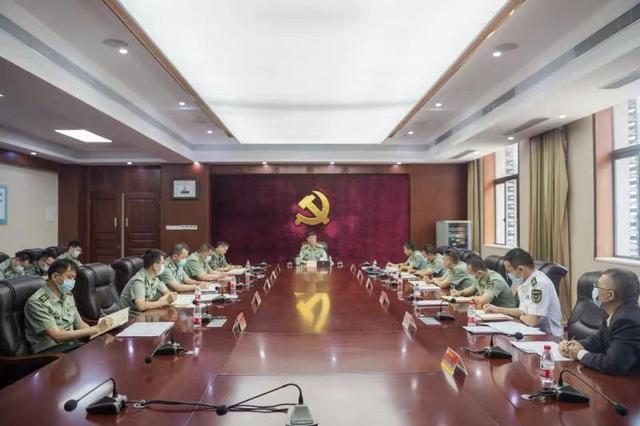 深圳警备区召开党委三届十三次全体