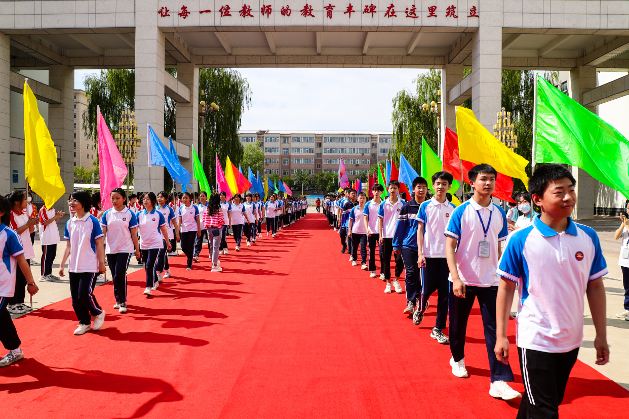 涿鹿县初级中学举行2022届毕业典礼