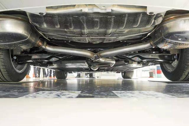 英诗派应该加92还是95的油