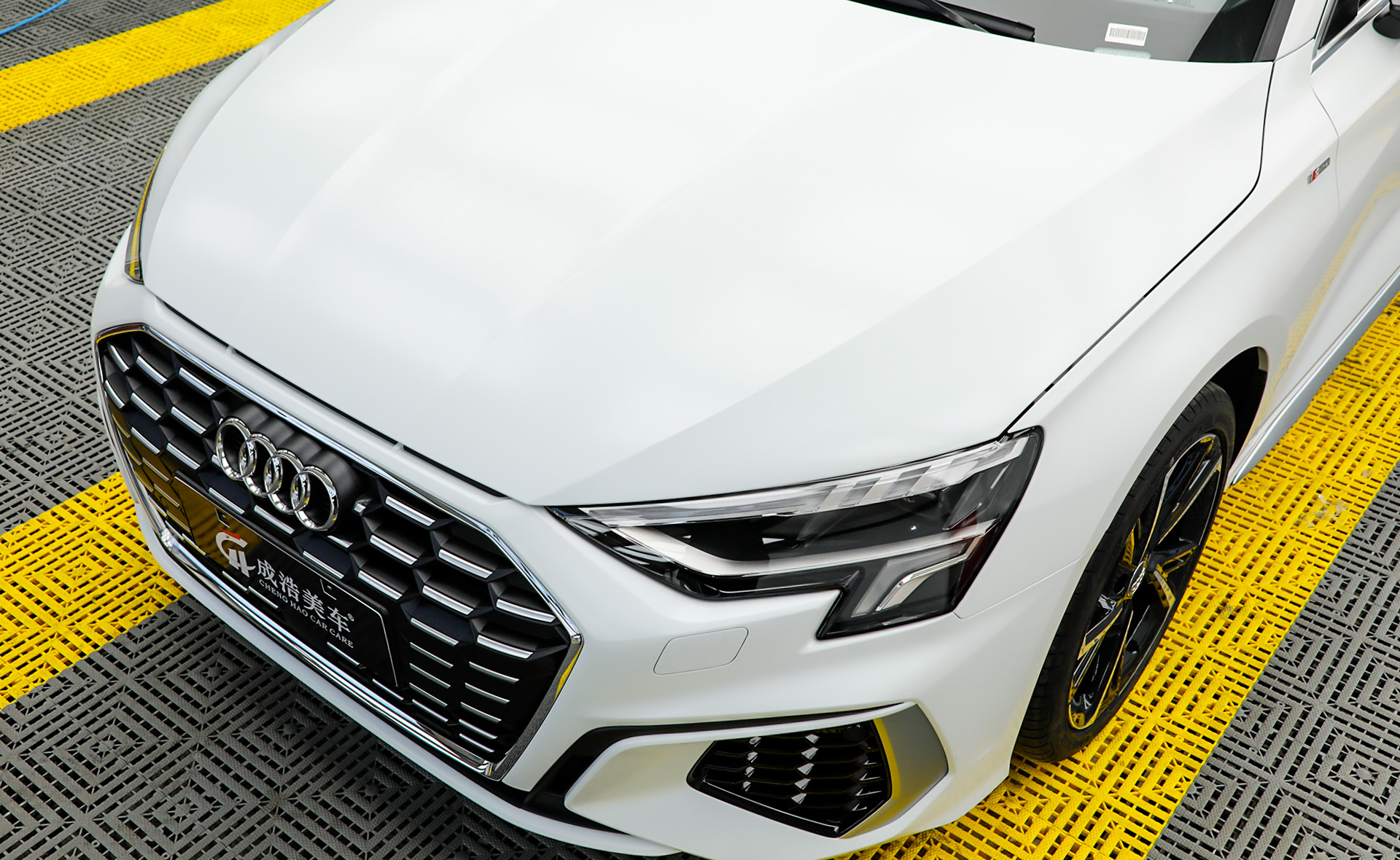 隐形车衣|奥迪 a3,年轻人就选择有个性的材质车衣