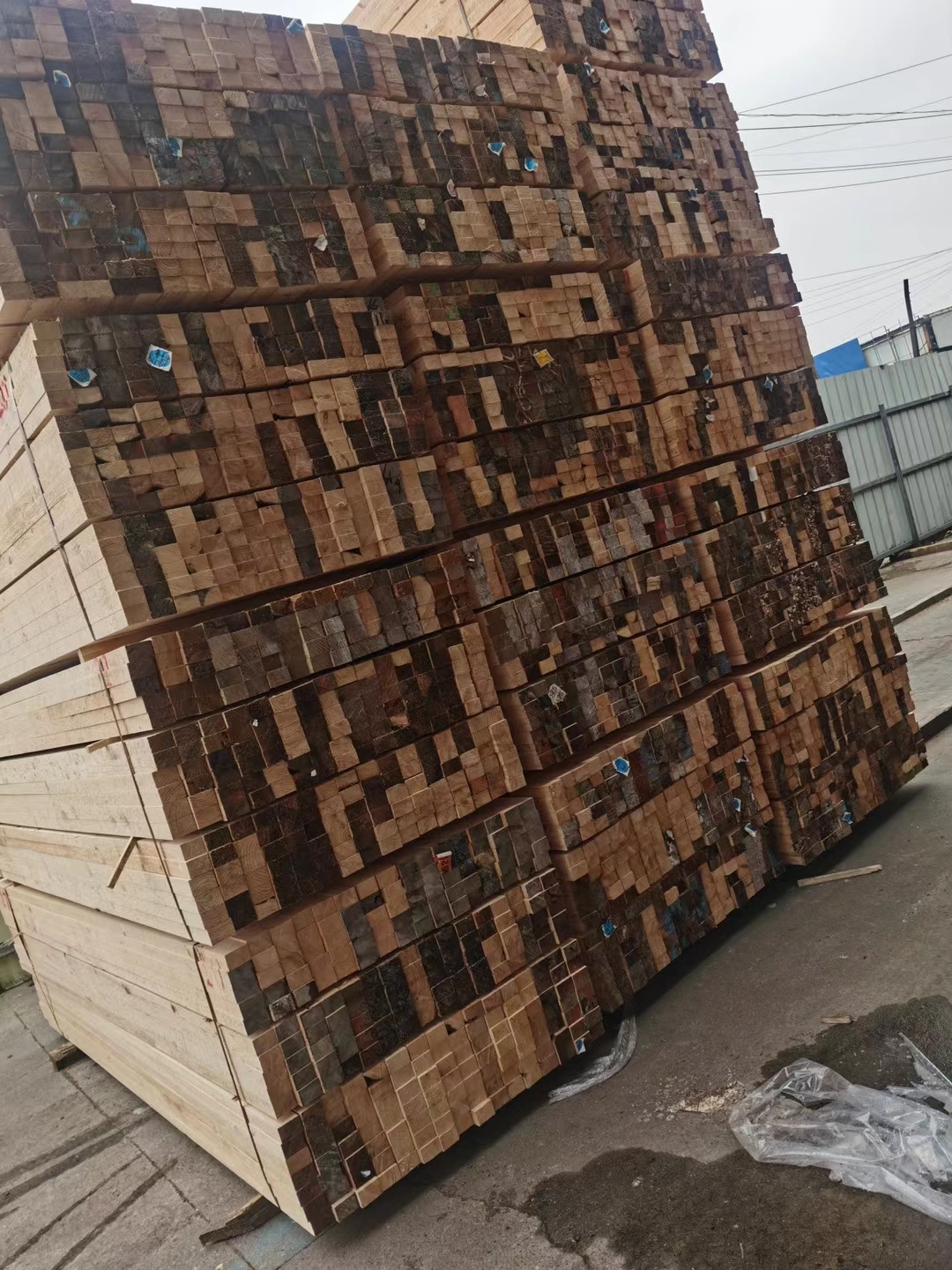 建筑方木多少钱一立方