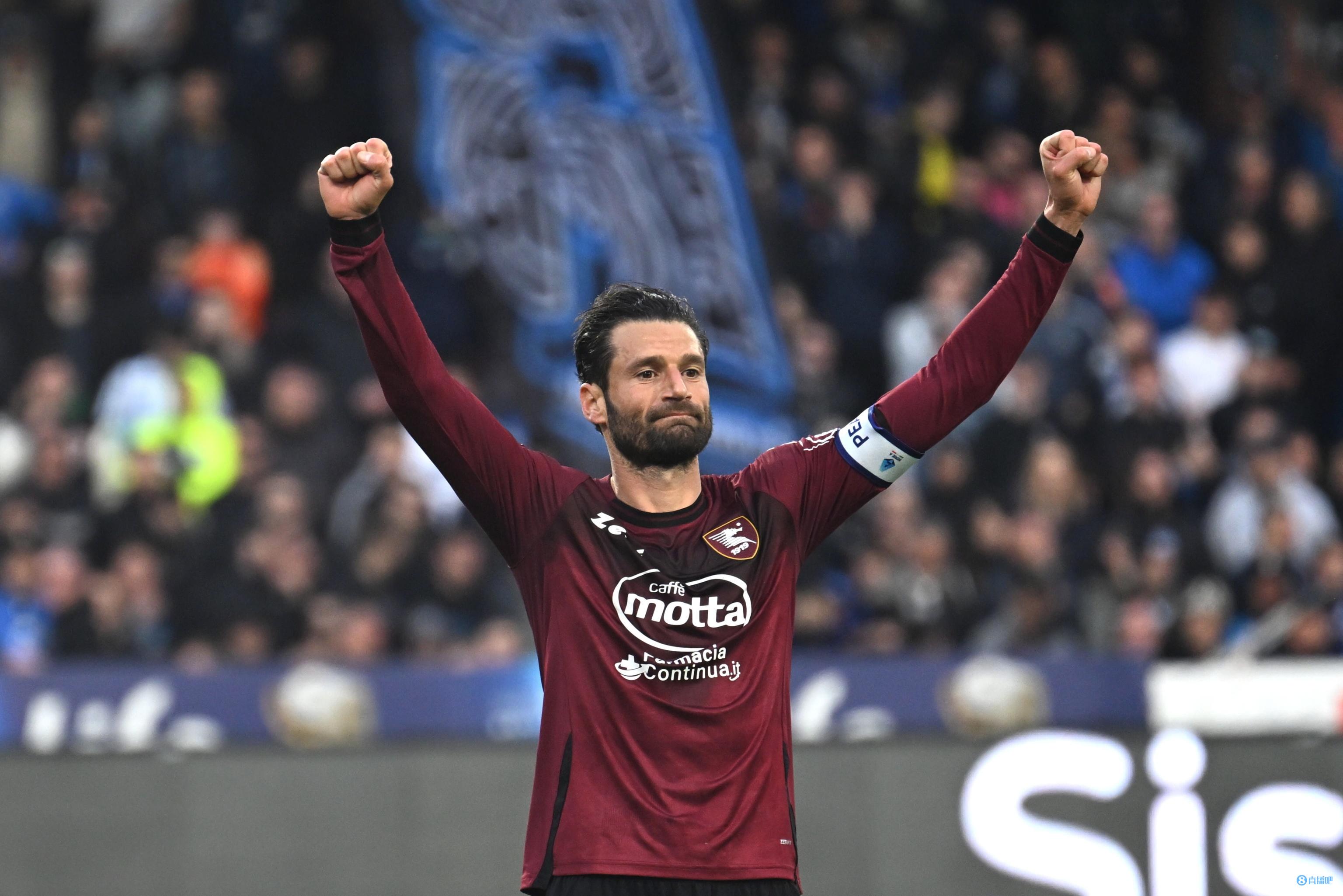 坎德雷瓦谈绝平球:那是一脚传球,有时候幸运会起到帮助作用