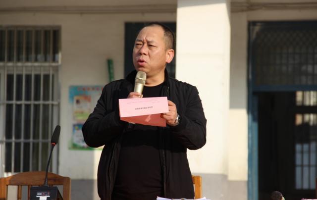 来安县半塔镇中心学校举行冬季趣味运动会