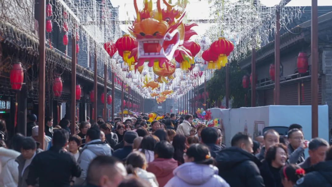 园时段均停止预约订票夫子庙秦淮风光带发布公告近两日18时后因预约