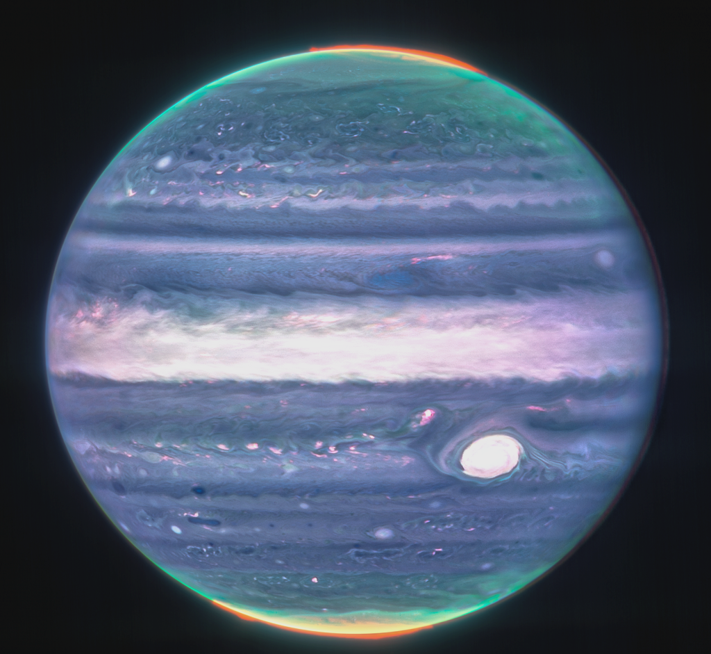 韦伯望远镜揭示木星极光与风暴的奇妙世界