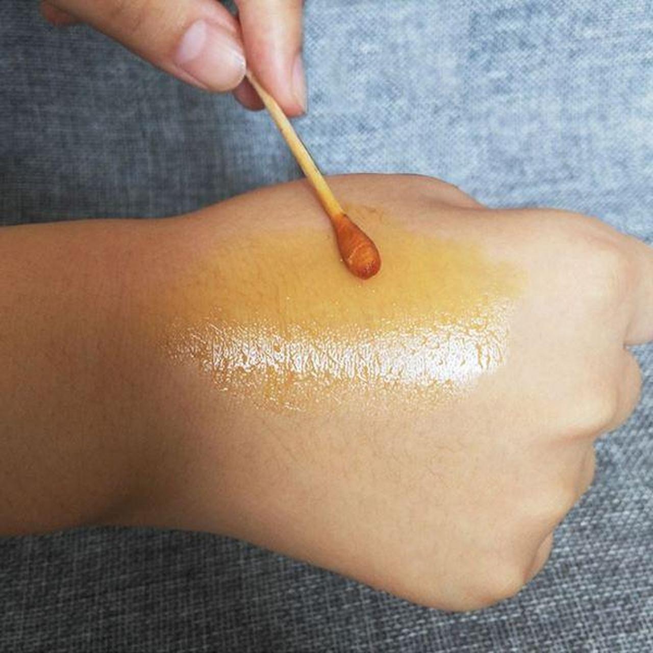 苯扎溴铵溶液作为皮肤,黏膜和小面积伤口的消毒液,使用前要先稀释