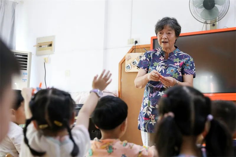 朱静怡:我要做一辈子一线老师