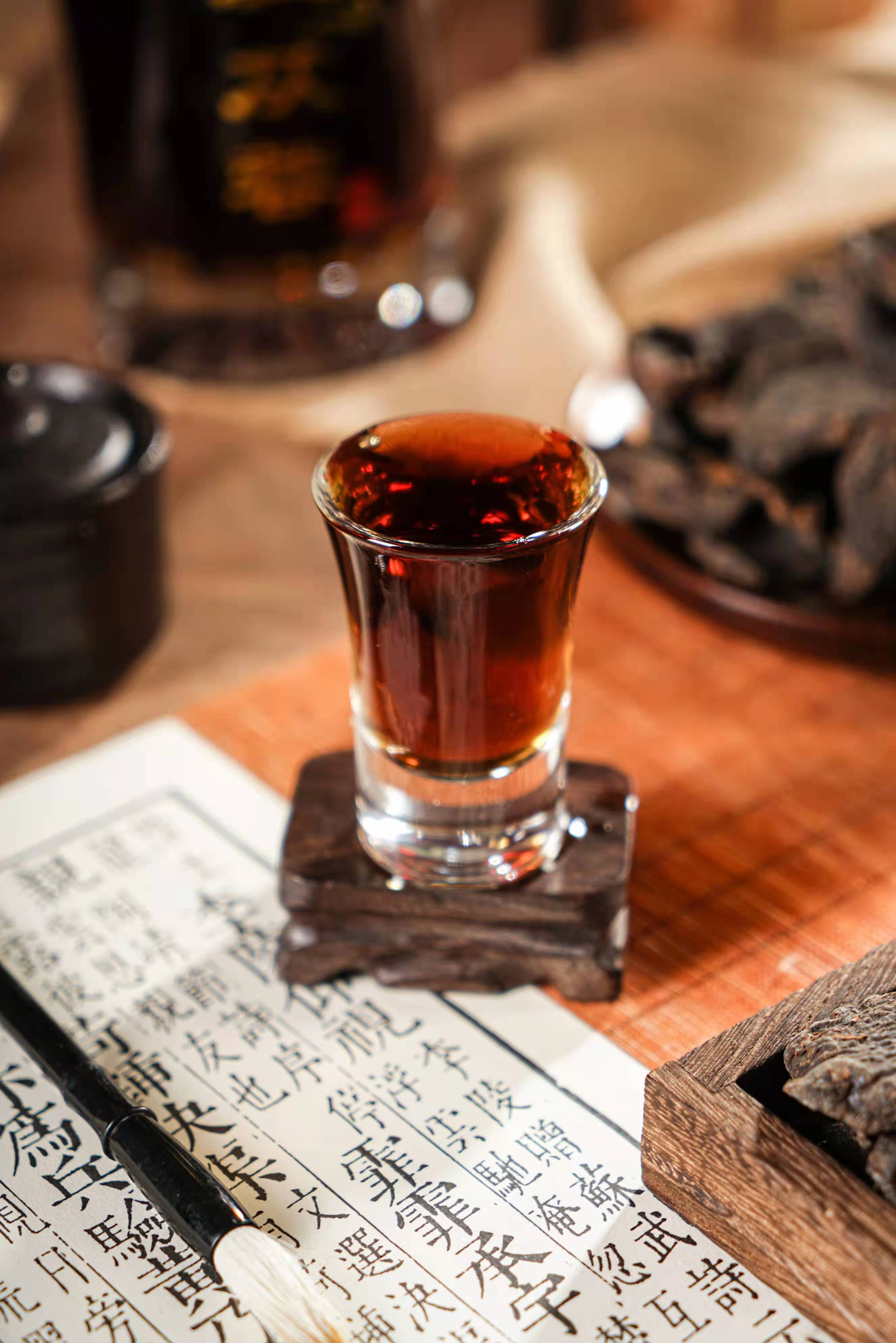 别拿药酒不当药,肉苁蓉酒壮阳可不能贪杯,更不能乱用肉苁蓉泡酒