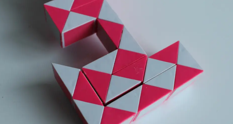 48段魔尺忍者飞镖怎么拼