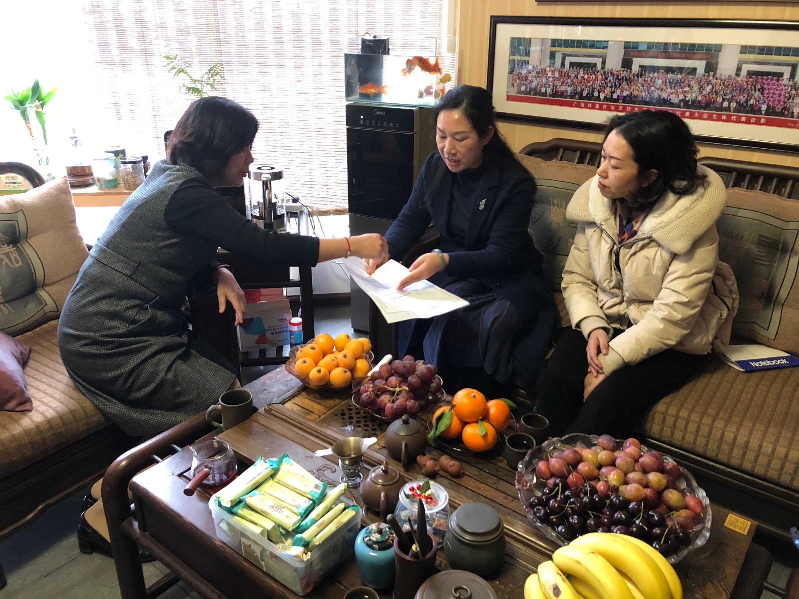 象山区政府副区长蒋雪娇带队走访