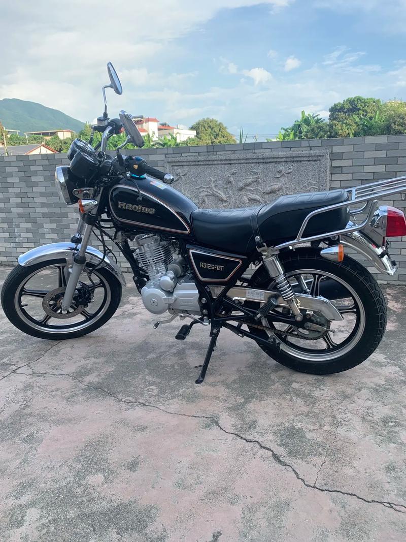 豪爵125-8e参数性能 豪爵小太子125