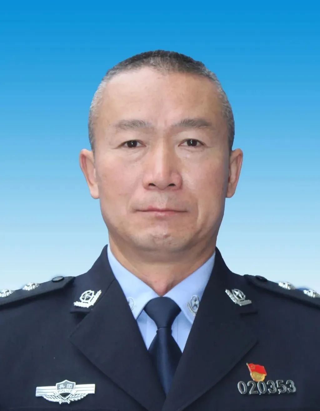 【学榜样 · 树先锋】全国"双百政法英模"马国民:扎根边疆基层的"胡杨