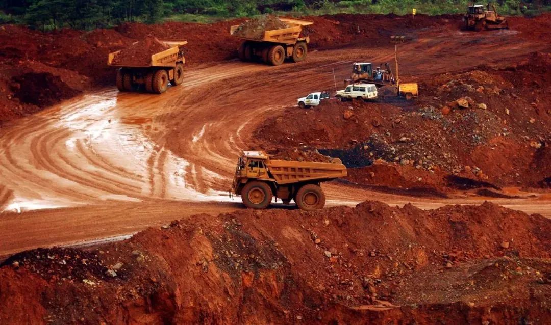 印尼红土镍矿图片