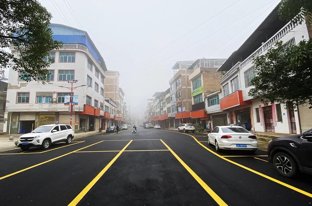 西畴县柏林乡集镇面貌焕然一新