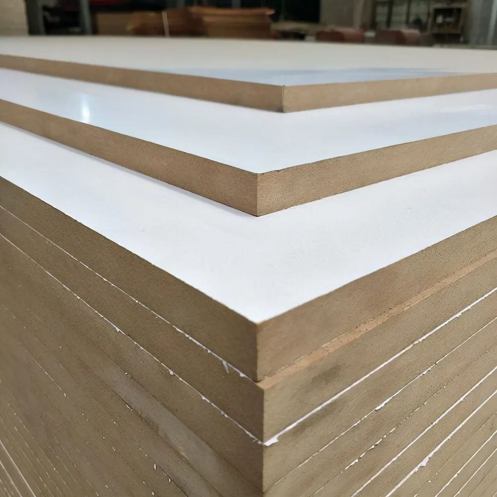 性能稳定,耐冲击,易加工,所以很多烤漆板,亚克力板的基材都是密度板