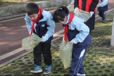 街道口小学图片