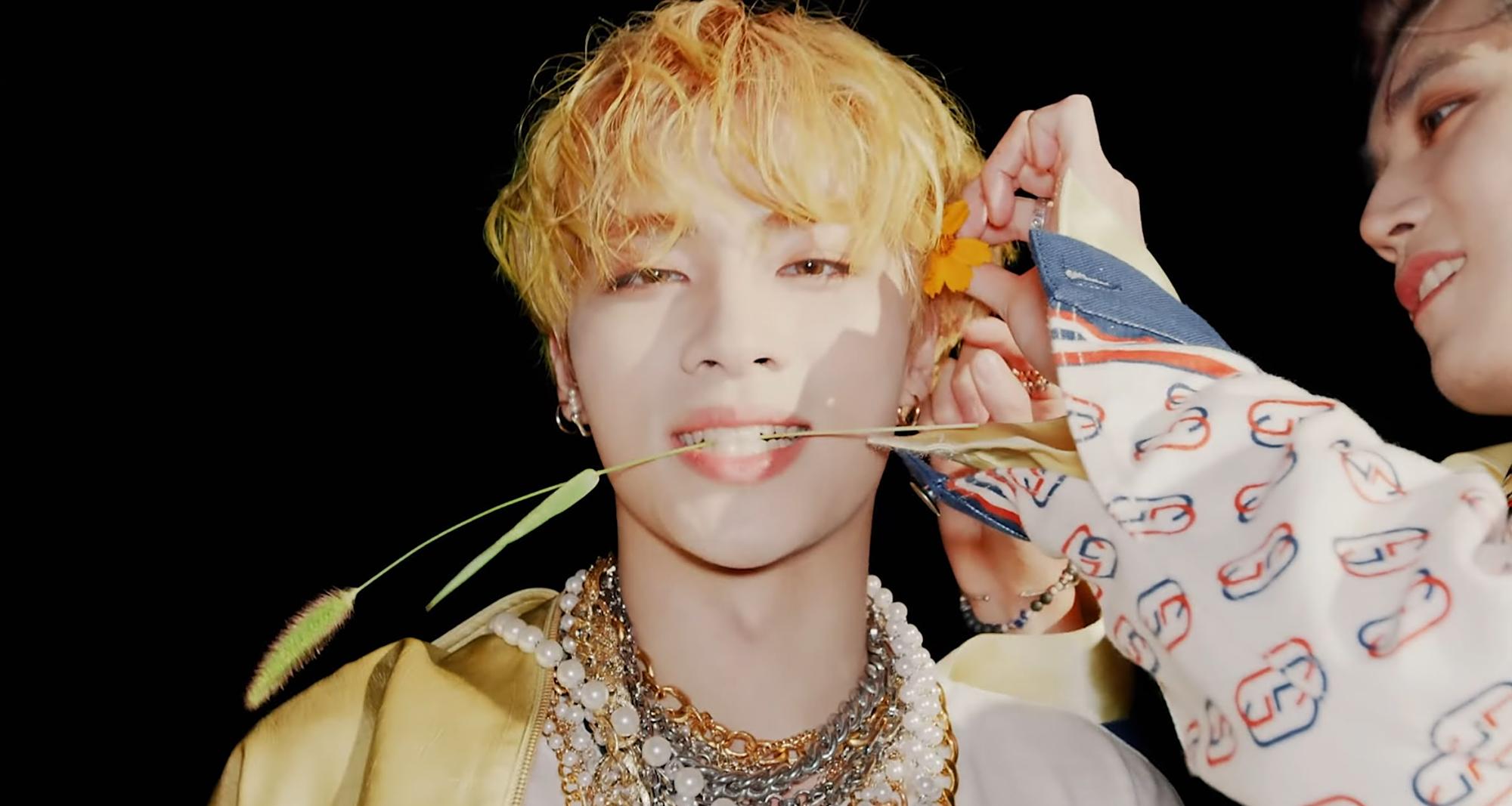 nct钱锟在《make a wish》mv拍摄现场头发发声紧急情况