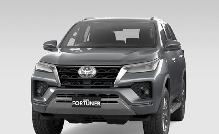 丰田新款3排suv"fortuner gr sport"发布!也可提供2.4l柴油