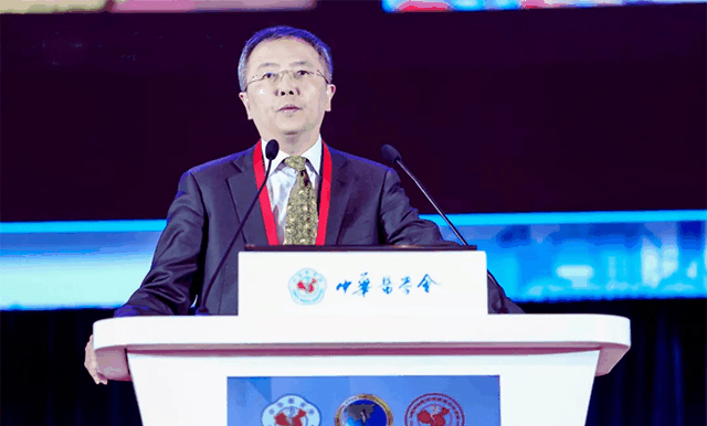 上海九院周国瑜来云南坐诊,助力各类胎记诊疗!