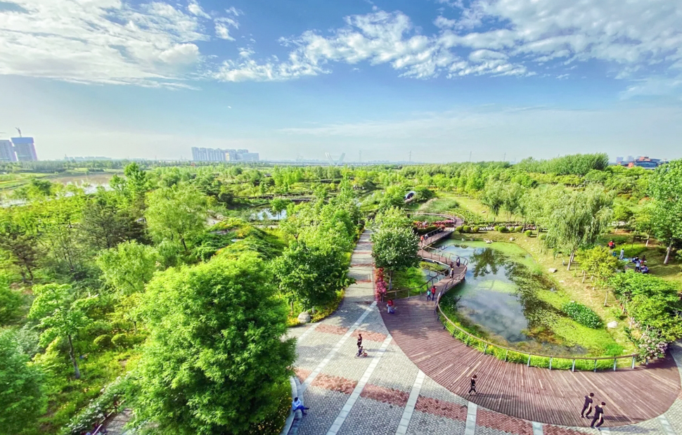 西安城西最大的湿地生态公园,占地8千多亩,景色迷人,免费开放