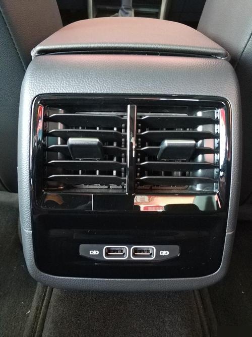 新速腾usb接口在哪,速腾usb接口位置图