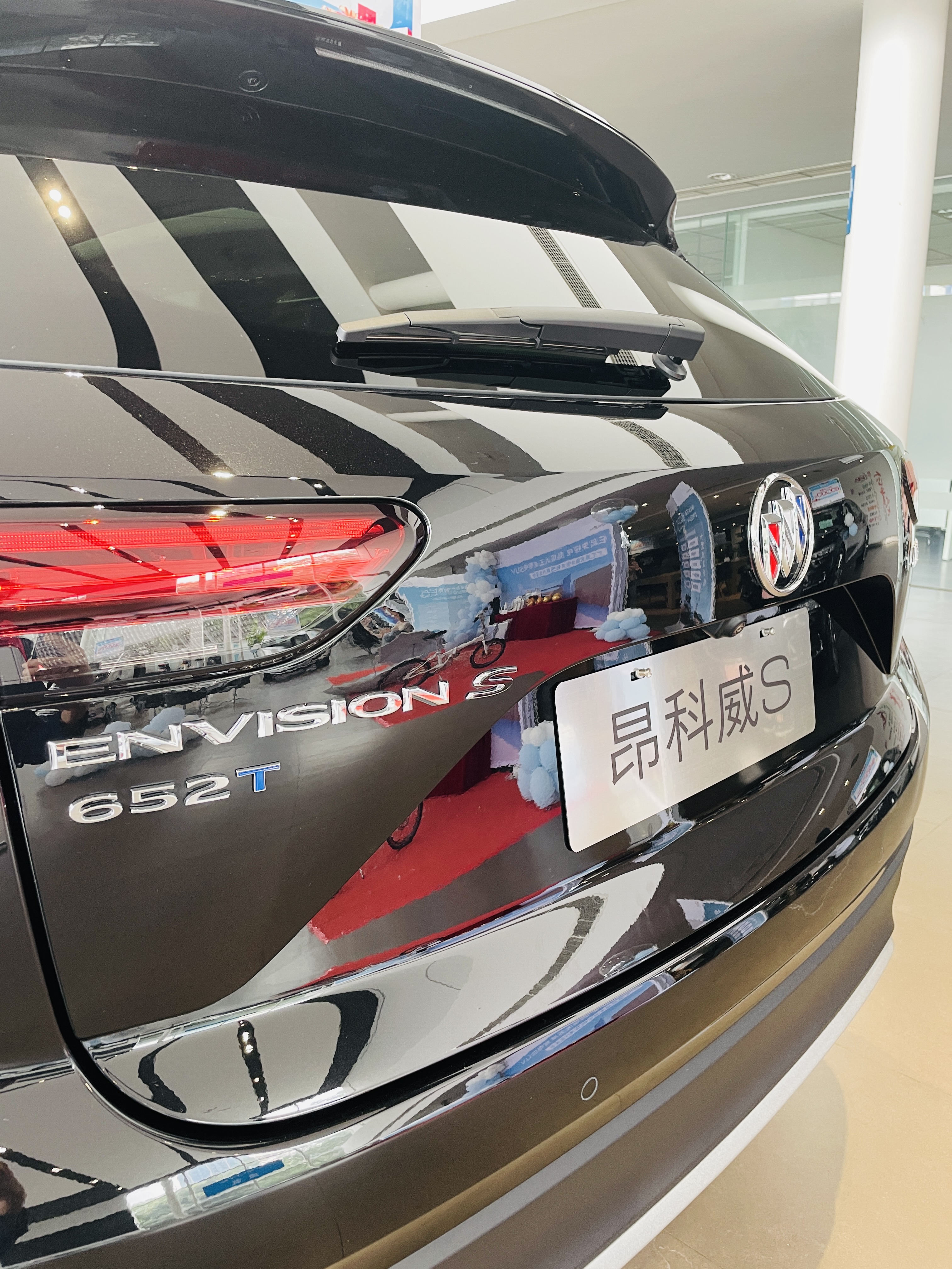 高性能大空间乘坐舒适家用suv