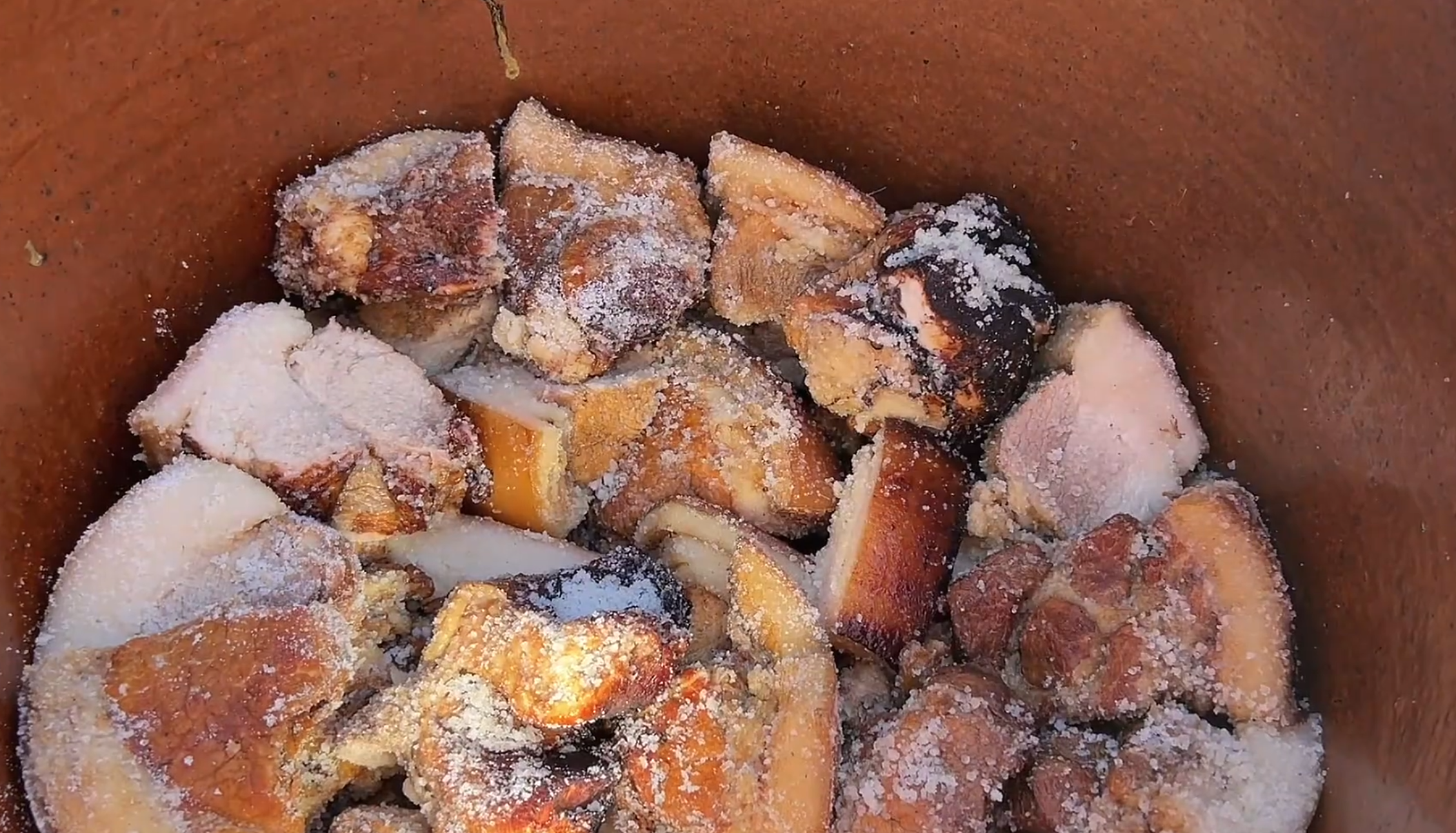 河北腌肉,一次要做200斤,存放几年都可以,时间越长味道越好