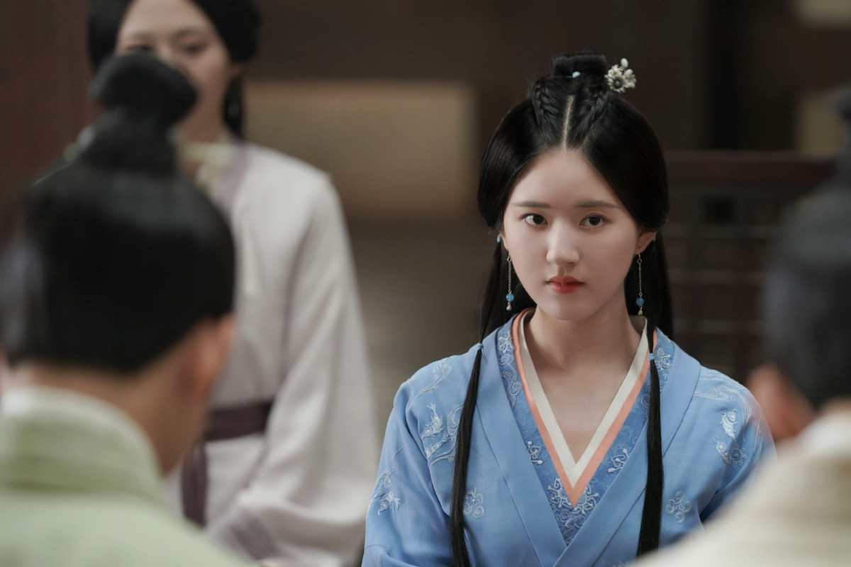 网评95后「最美古装小花」1:赵露思