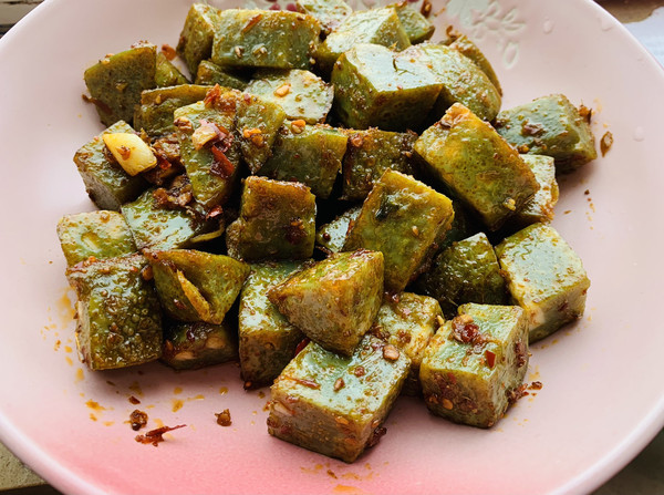 在家做辣炒自制实蛋,比买的更好吃