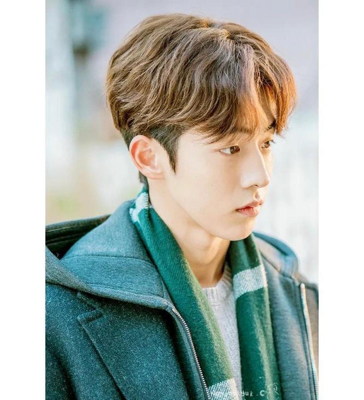 笑发财,杨迪问南柱赫在哪整的牙 一旦接受这种设定…你别说,还真有点