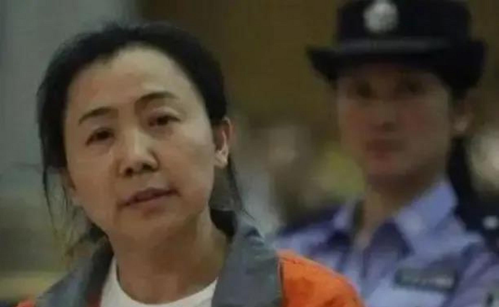 女贪官潘玉梅在法庭上大放厥词,说不后悔跟180个帅哥发生关系,不仅没