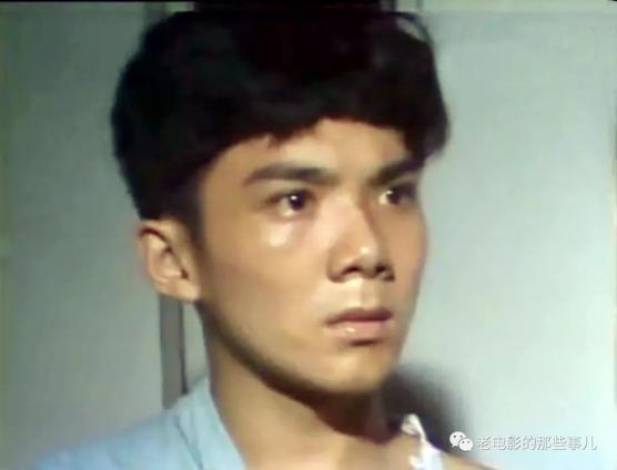 还记得钟浩吗?演《虾球传》成名,曾比蔡国庆许亚军还红