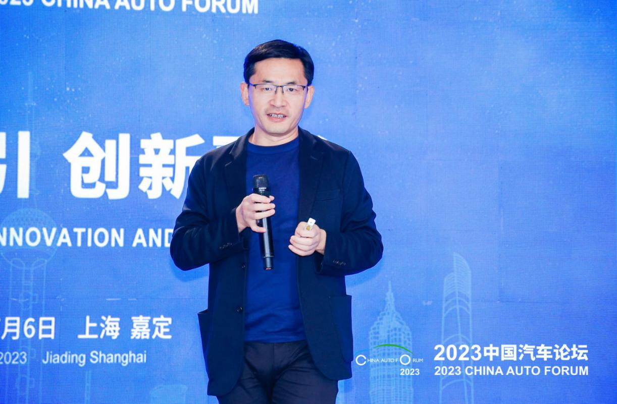 �ѵ���;CEO�����Զ���ʻ��ҵ���������Ҫ��Ҫ�гɱ����ơ���ģЧӦ